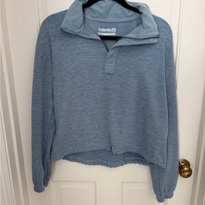 Avalanche Women's Light Blue Cropped Pullover
